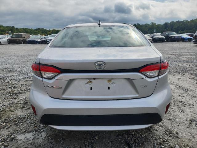 Toyota Corolla Le Image 10