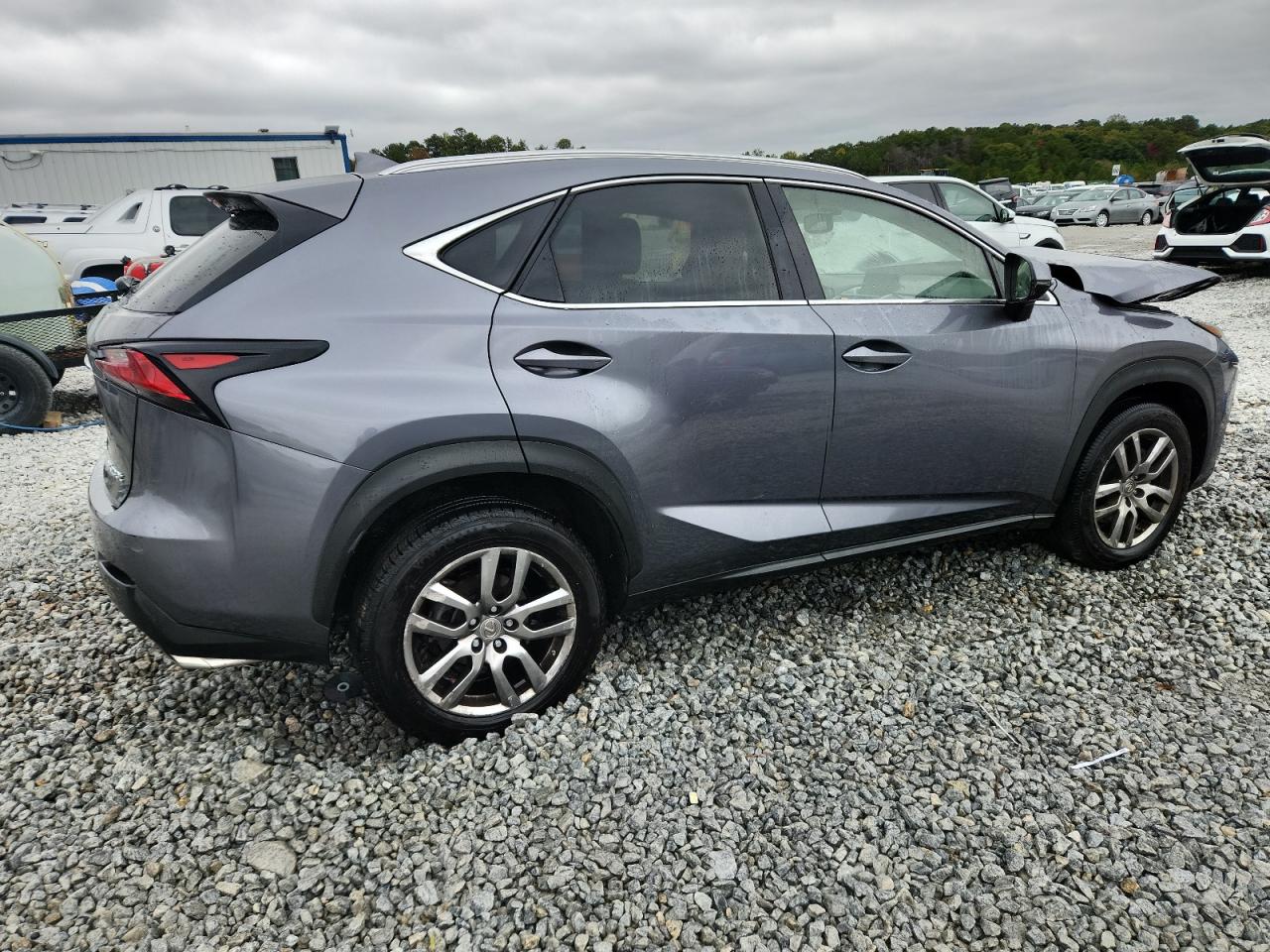 Lexus NX 200t Base Image 5