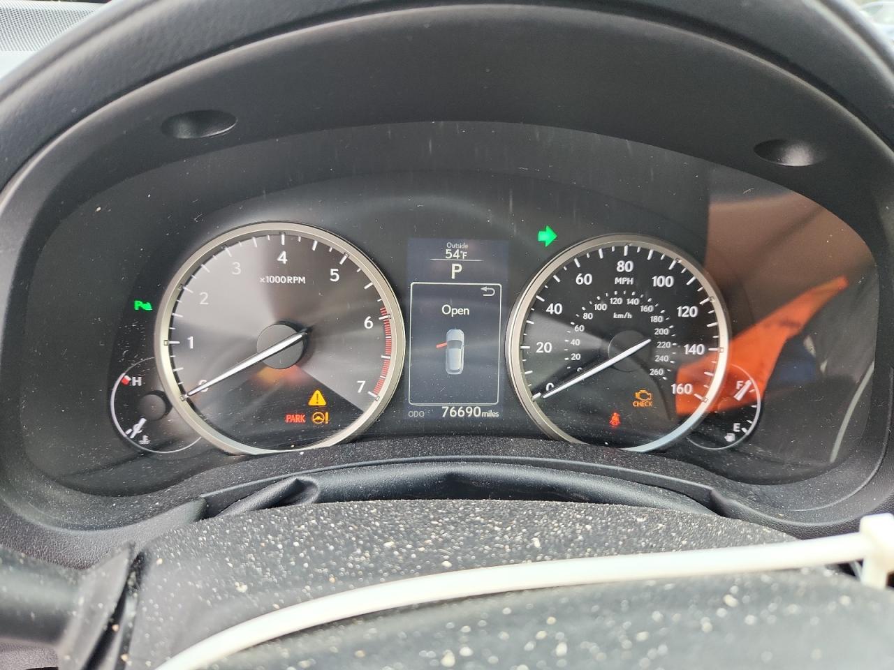 Lexus NX 200t Base Image 7