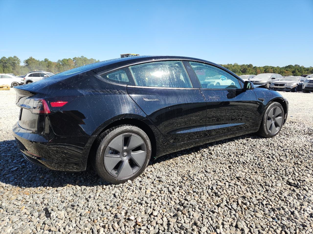 Tesla Model 3 Image 3