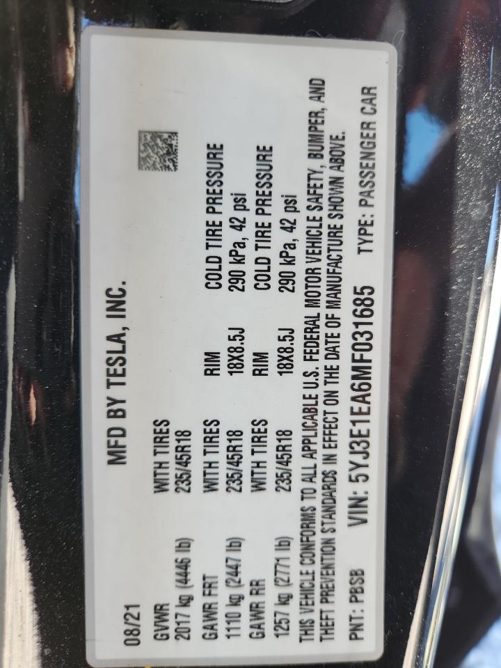 Tesla Model 3 Image 6