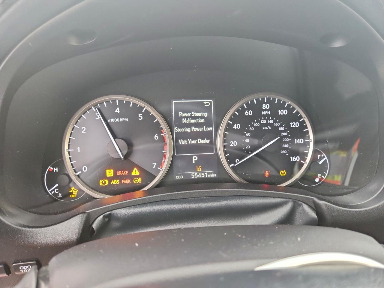 Lexus NX 300 Base Image 5