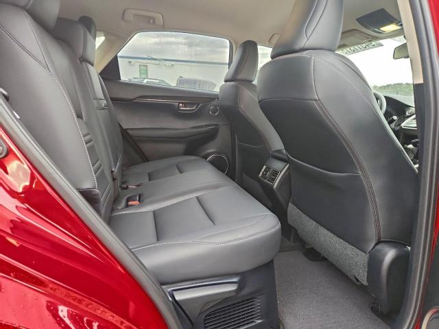 Lexus NX 300 Base Image 11