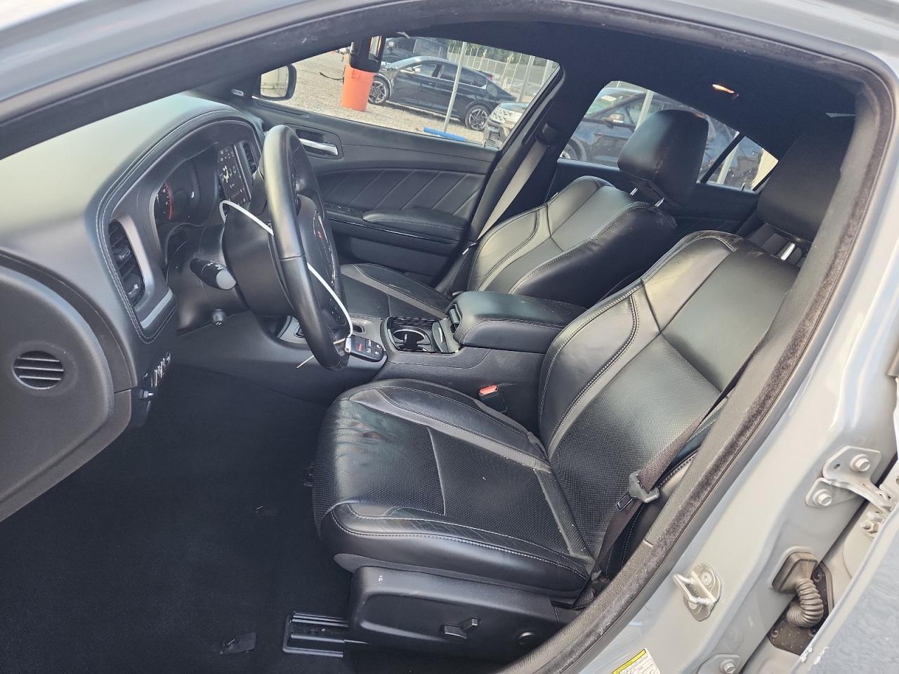 Dodge Charger Sxt Image 13