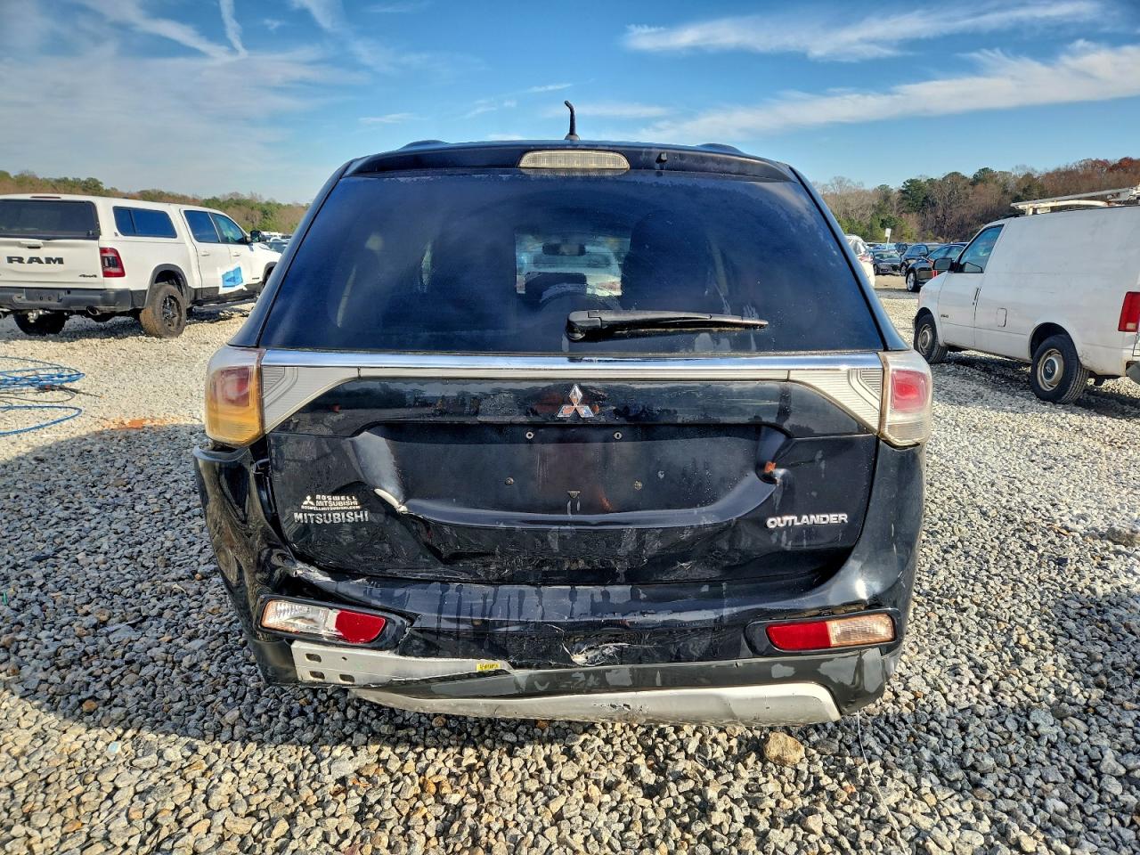 Mitsubishi Outlander Es Image 3