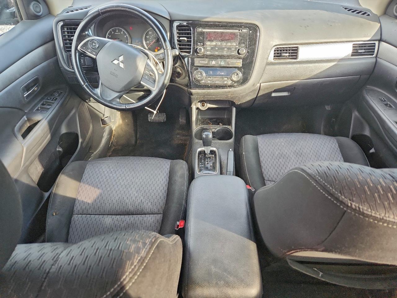 Mitsubishi Outlander Es Image 6