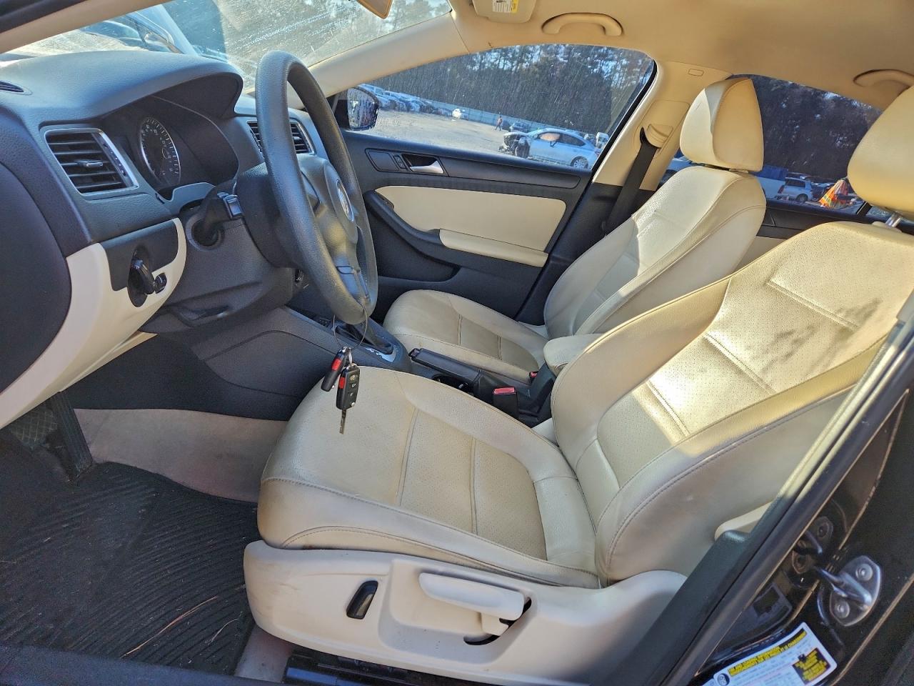 Volkswagen Jetta Se Image 5