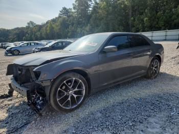  Salvage Chrysler 300