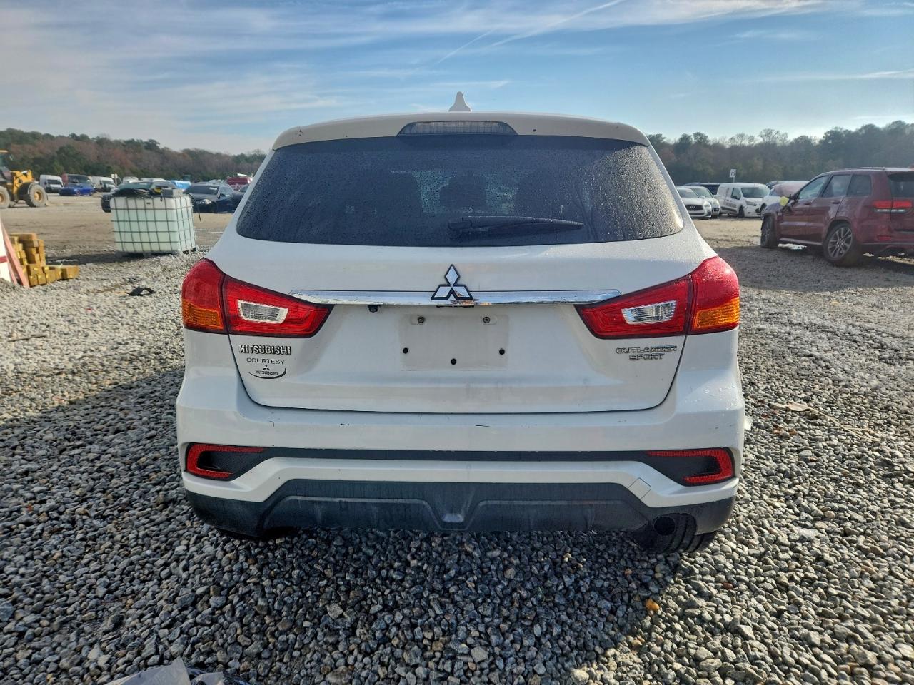 Mitsubishi Outlander Es Image 12