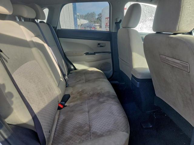 Mitsubishi Outlander Es Image 4