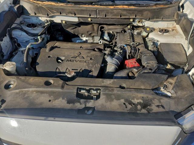 Mitsubishi Outlander Es Image 7