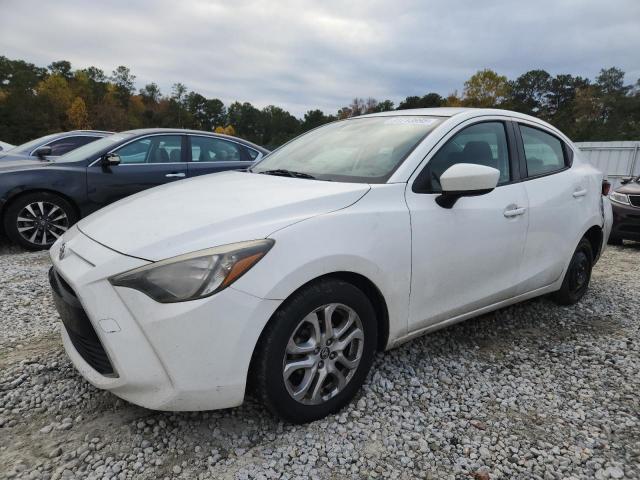  Salvage Toyota Yaris