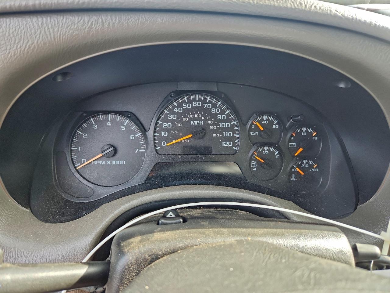 Chevrolet Trailblazer Ext Image 3