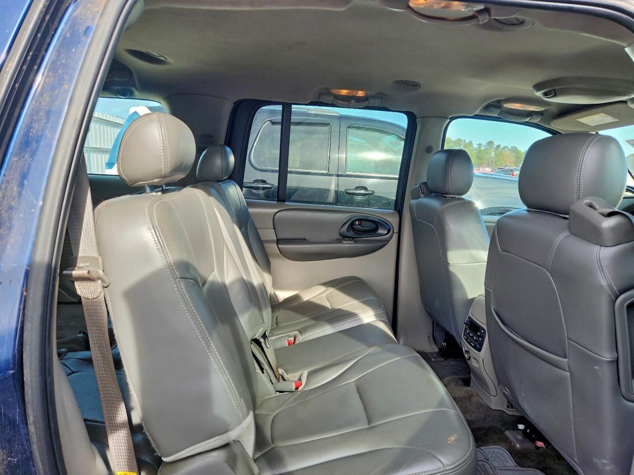 Chevrolet Trailblazer Ext Image 9