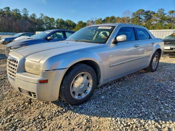  Salvage Chrysler 300