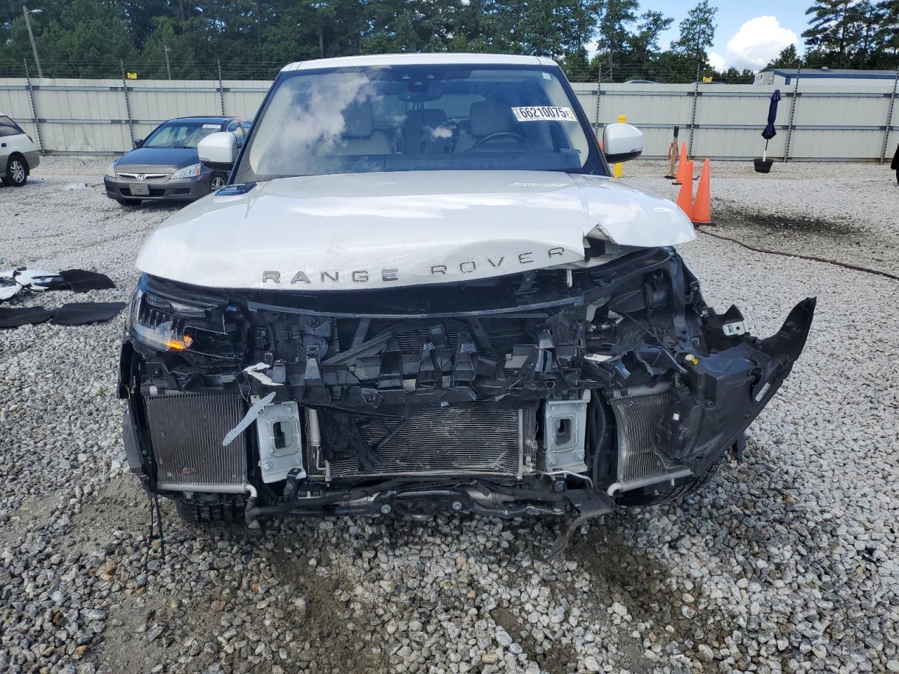 Land Rover Range Rover Hse Silver Edition Image 8