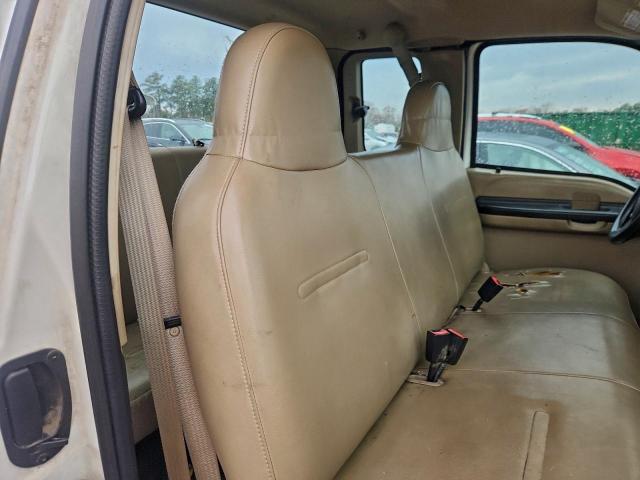 Ford F-250 Super Duty Image 4