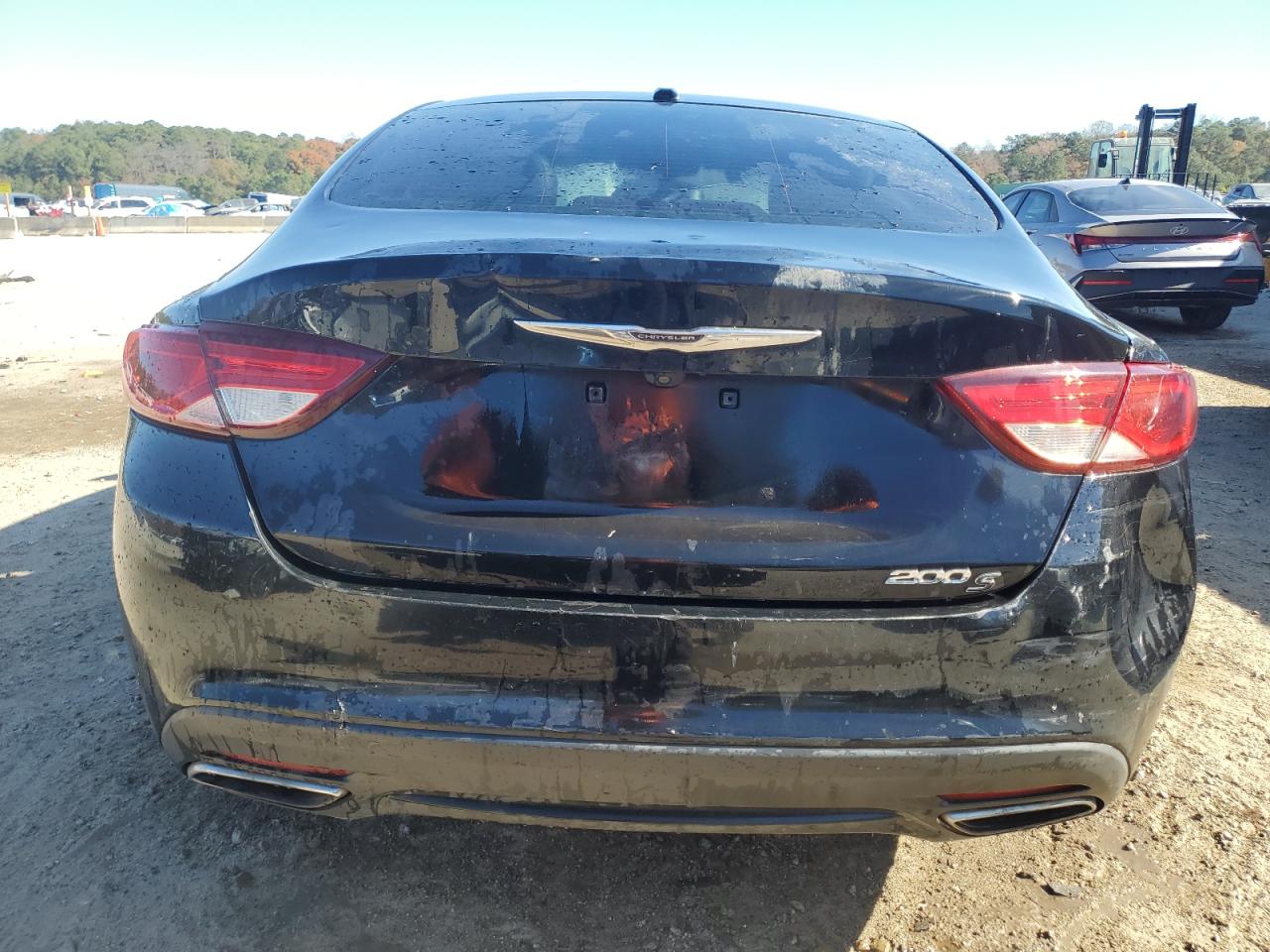 Chrysler 200 S Image 6