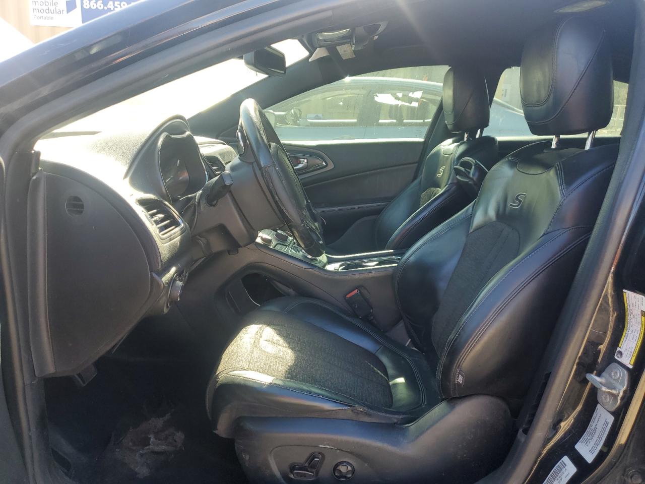 Chrysler 200 S Image 10