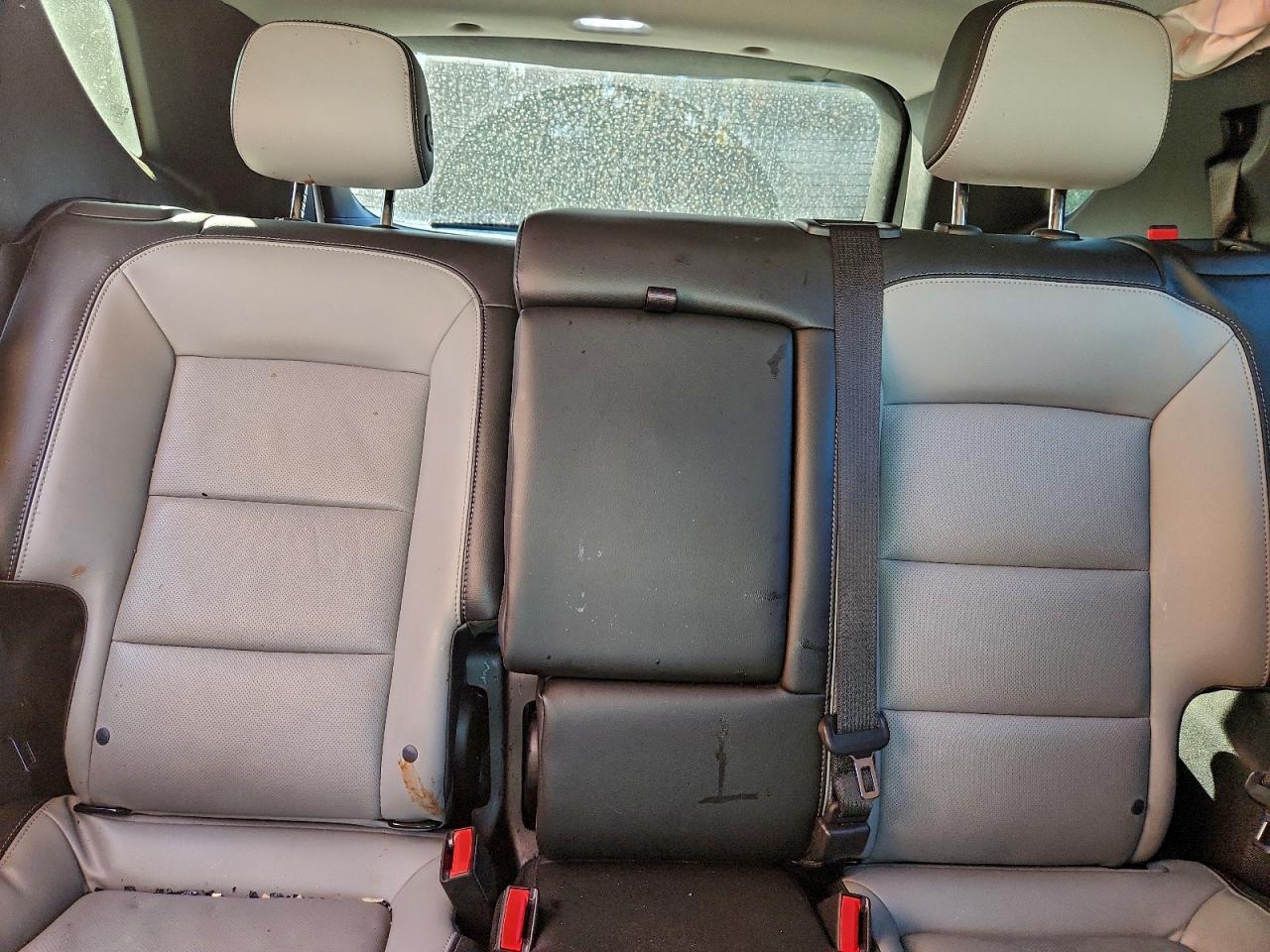 Chevrolet Equinox Premier Image 11