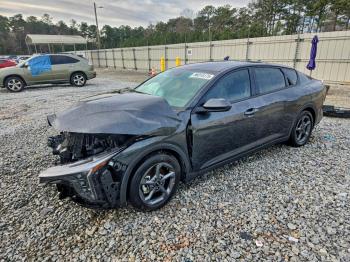  Salvage Kia K4 Lx