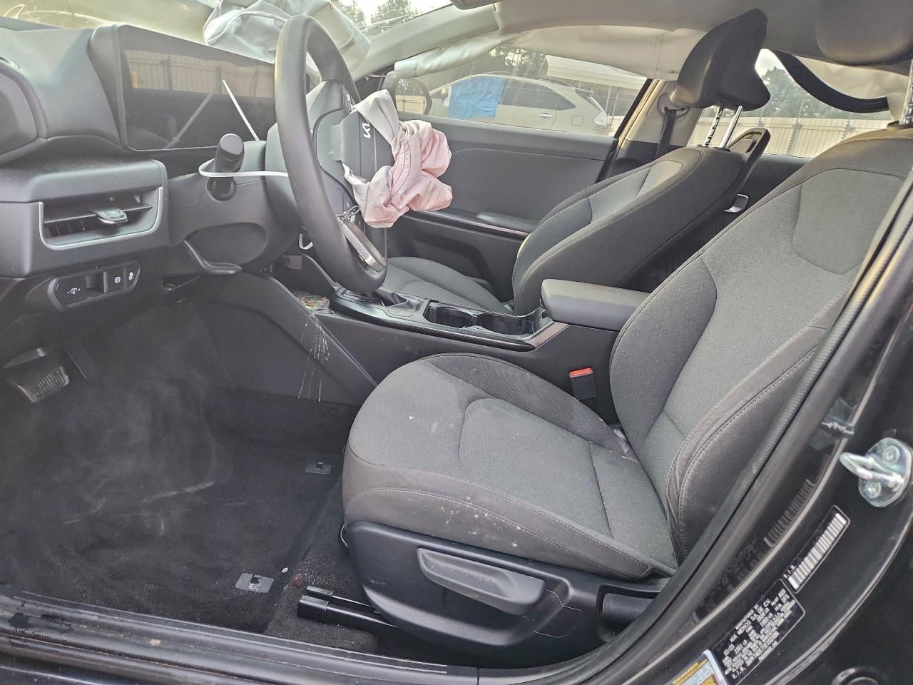 Kia K4 Lx Lx Image 5