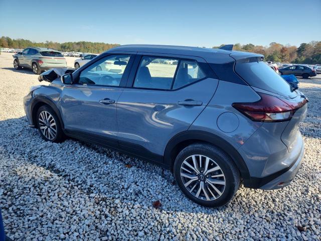 Nissan Kicks Sv Image 2