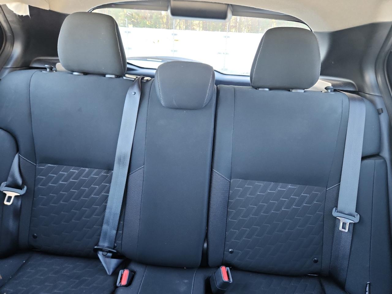 Nissan Kicks Sv Image 7