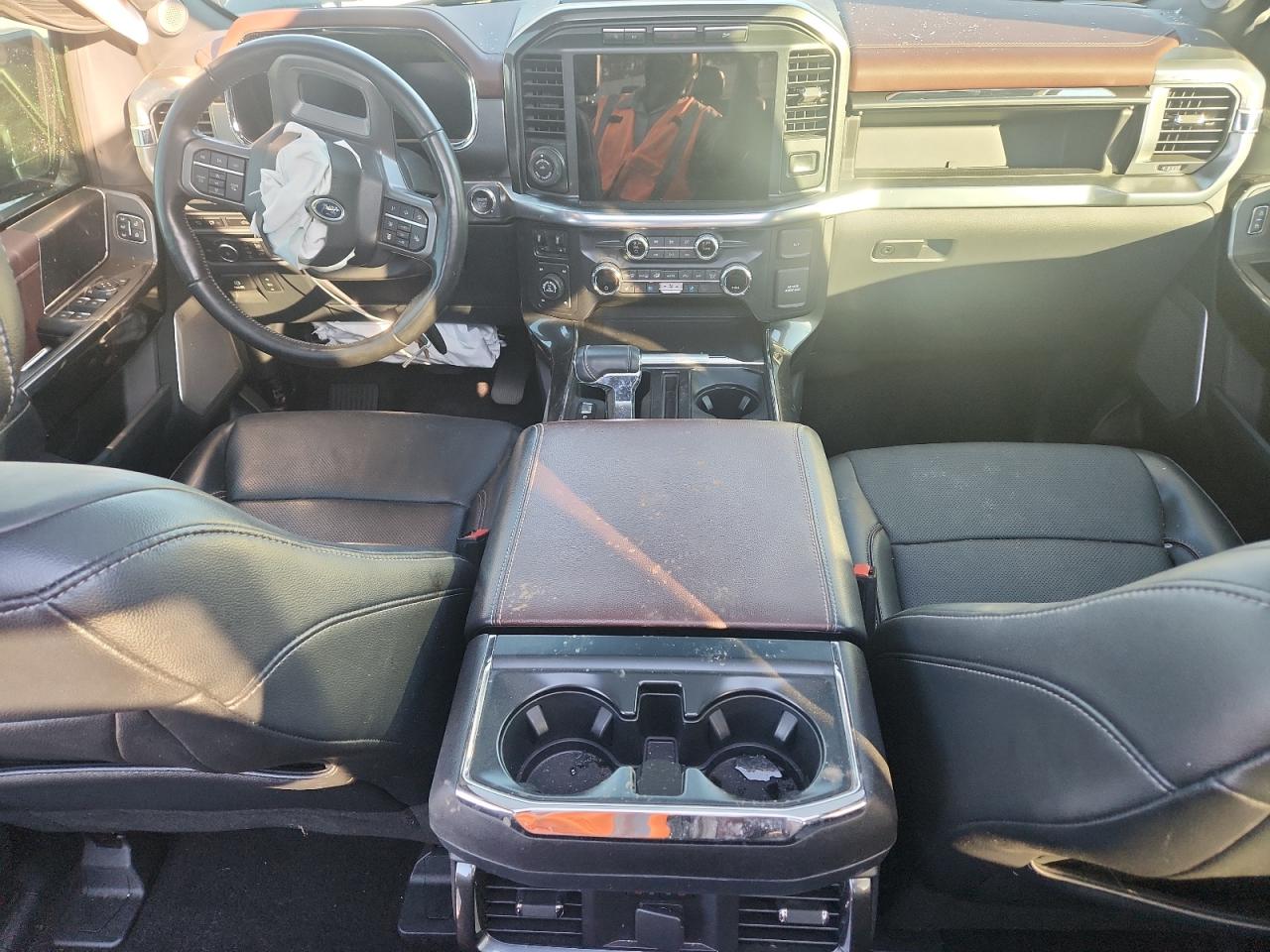 Ford F-150 Supercrew Image 9