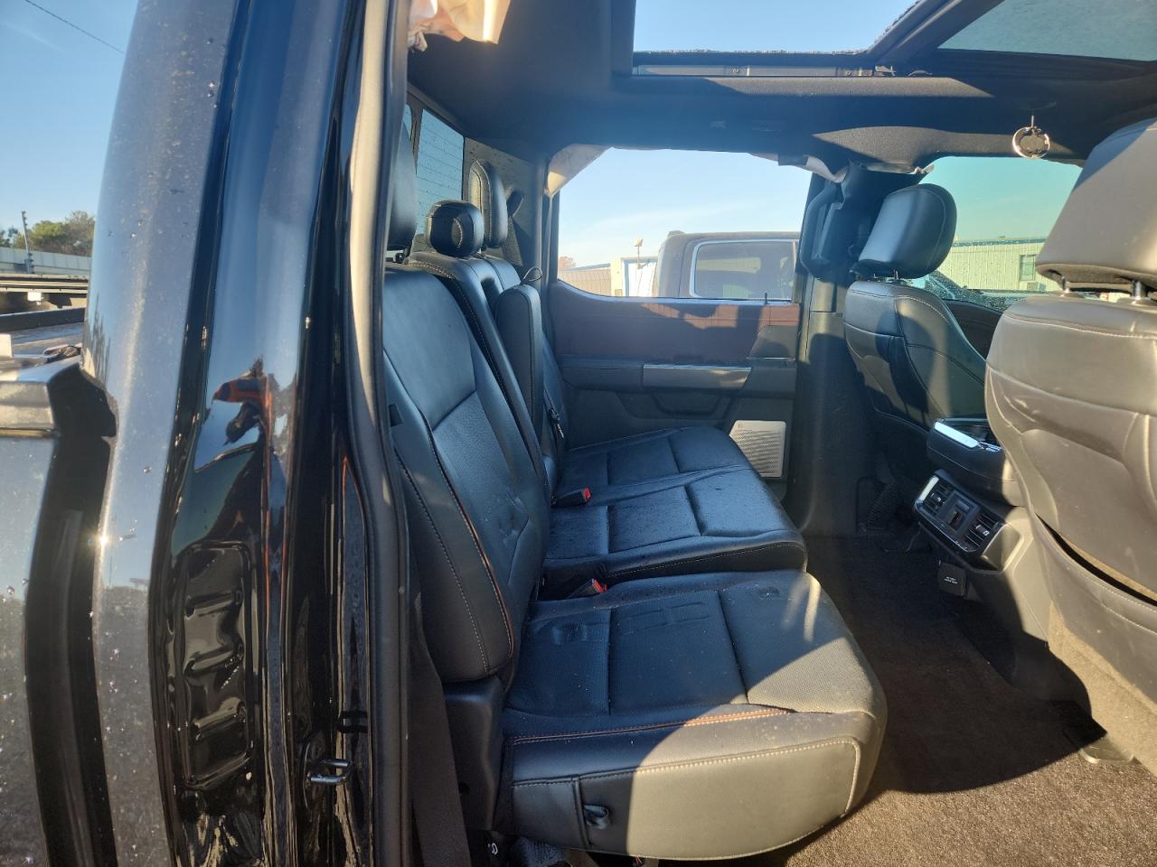 Ford F-150 Supercrew Image 7