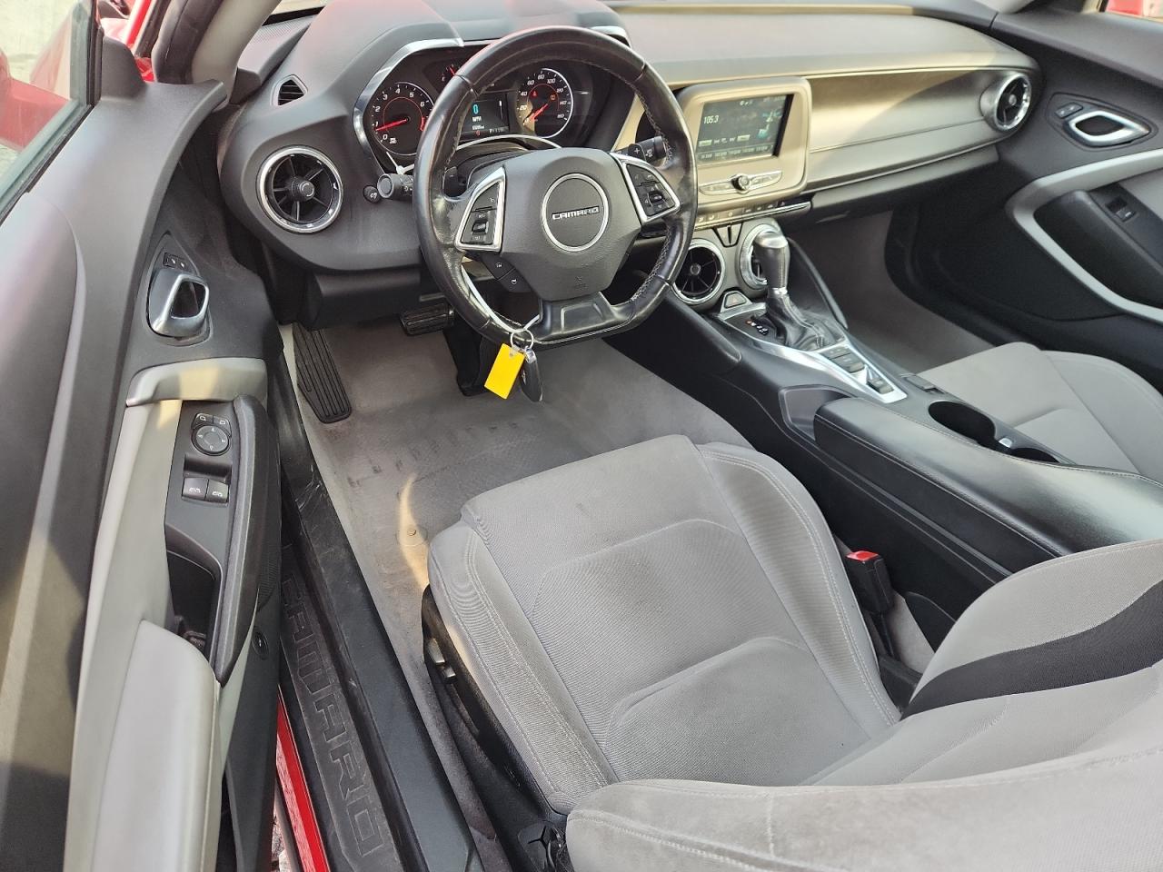 Chevrolet Camaro Lt Image 2