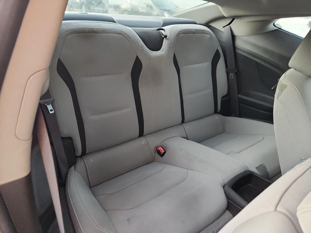 Chevrolet Camaro Lt Image 12