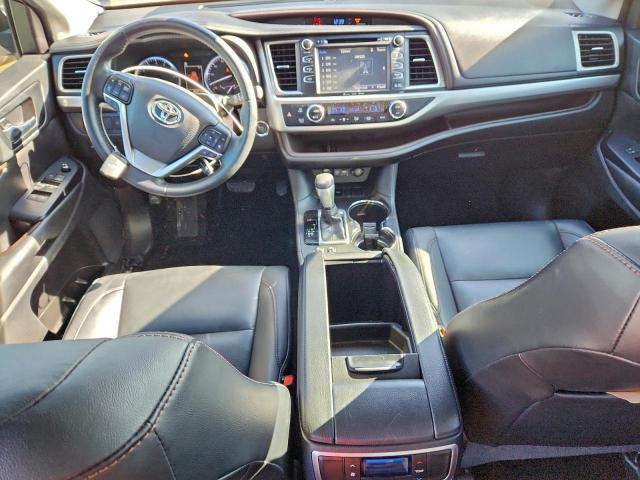 Toyota Highlander Se Image 14