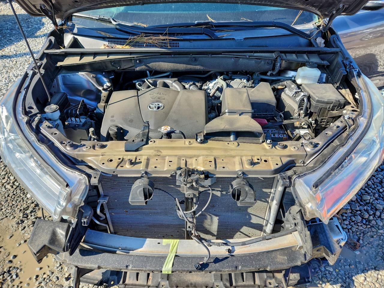 Toyota Highlander Se Image 2