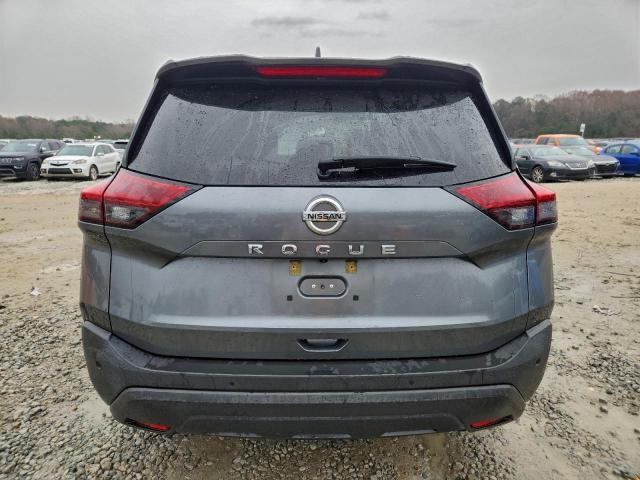 Nissan Rogue S Image 8