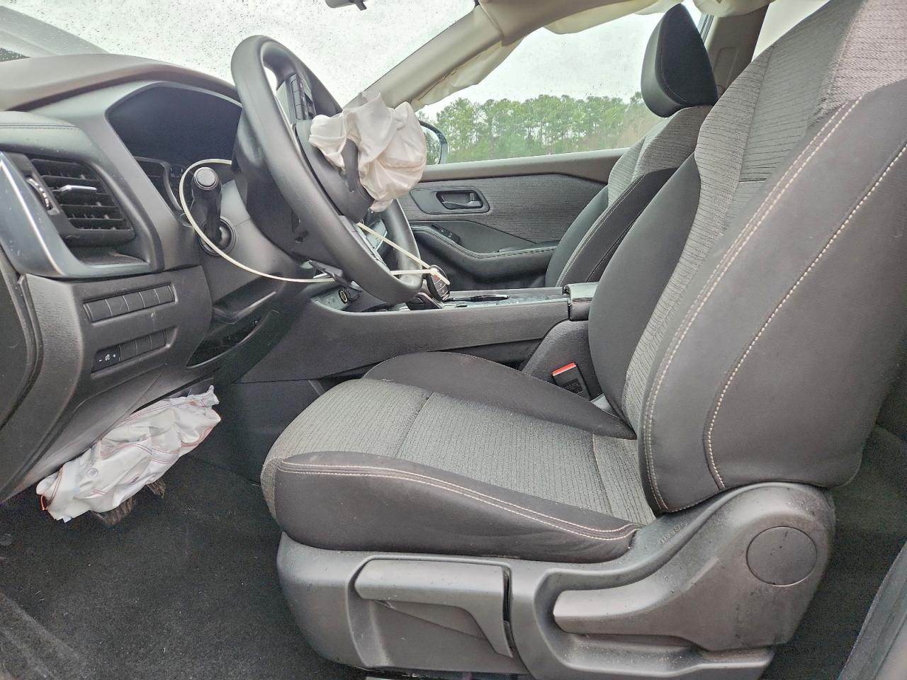 Nissan Rogue S Image 13