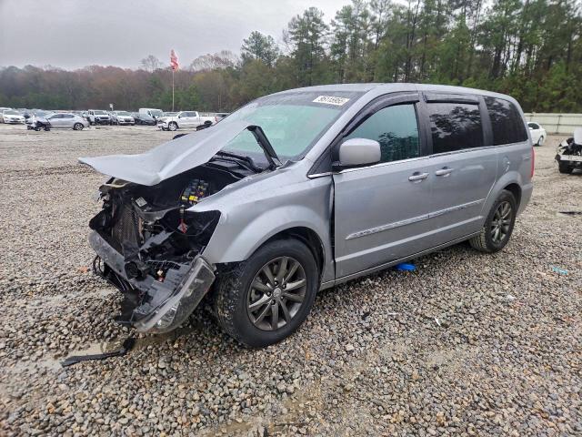  Salvage Chrysler Minivan