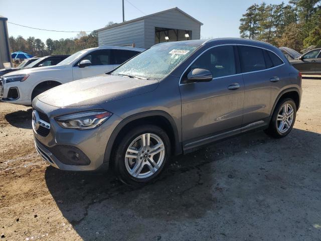  Salvage Mercedes-Benz GLA