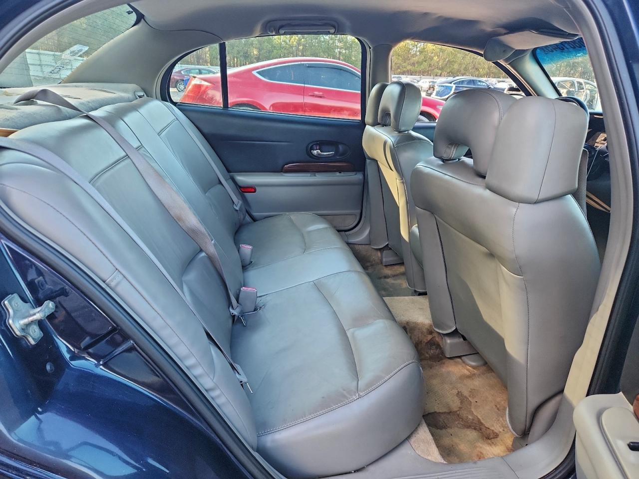 Buick LeSabre Custom Image 9