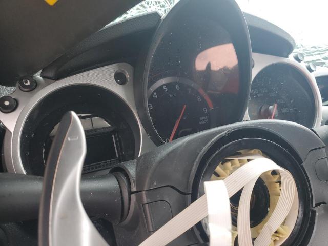 Nissan 370Z Base Image 11