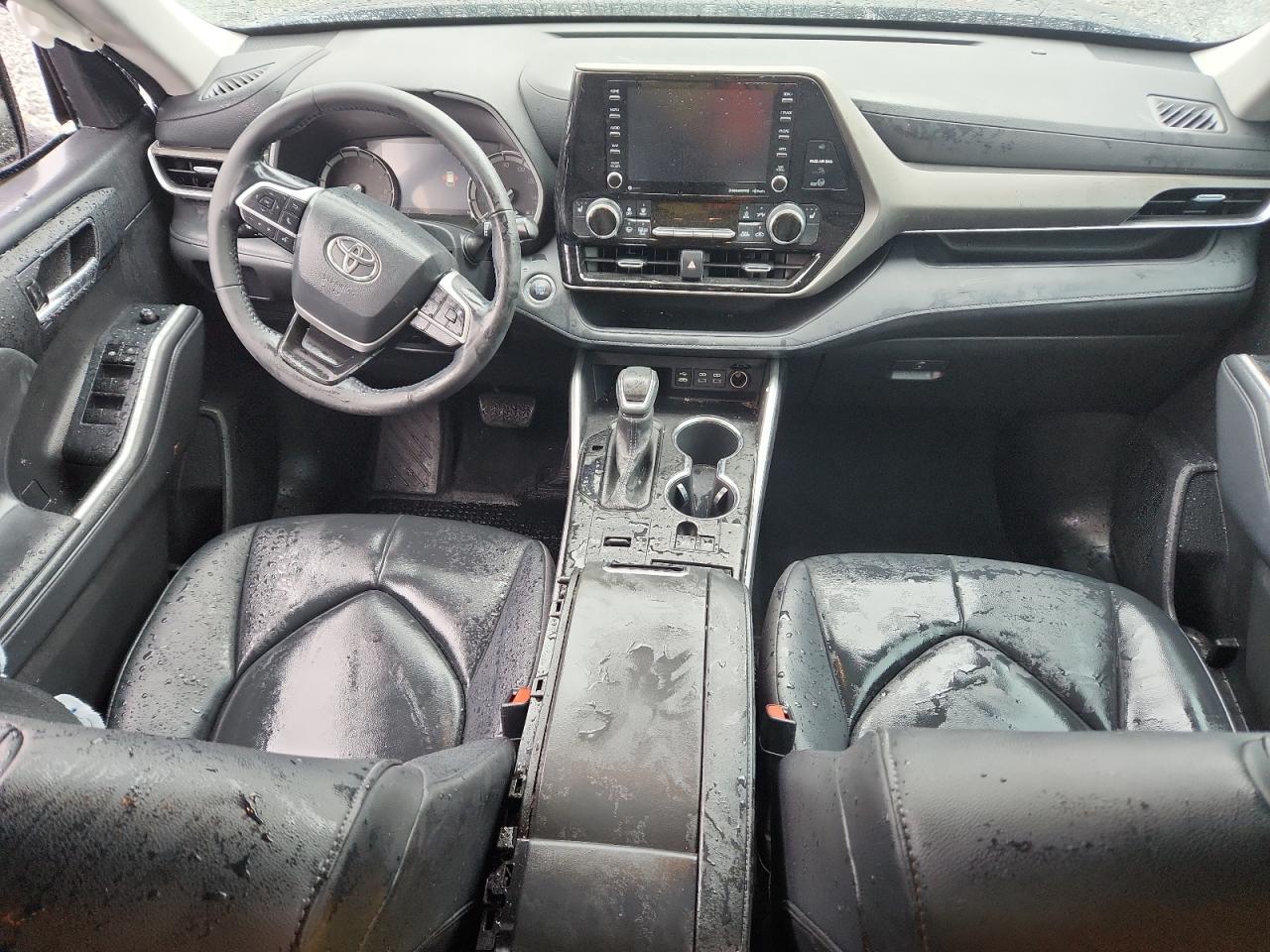 Toyota Highlander Xle Image 8