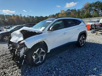  Salvage Hyundai TUCSON