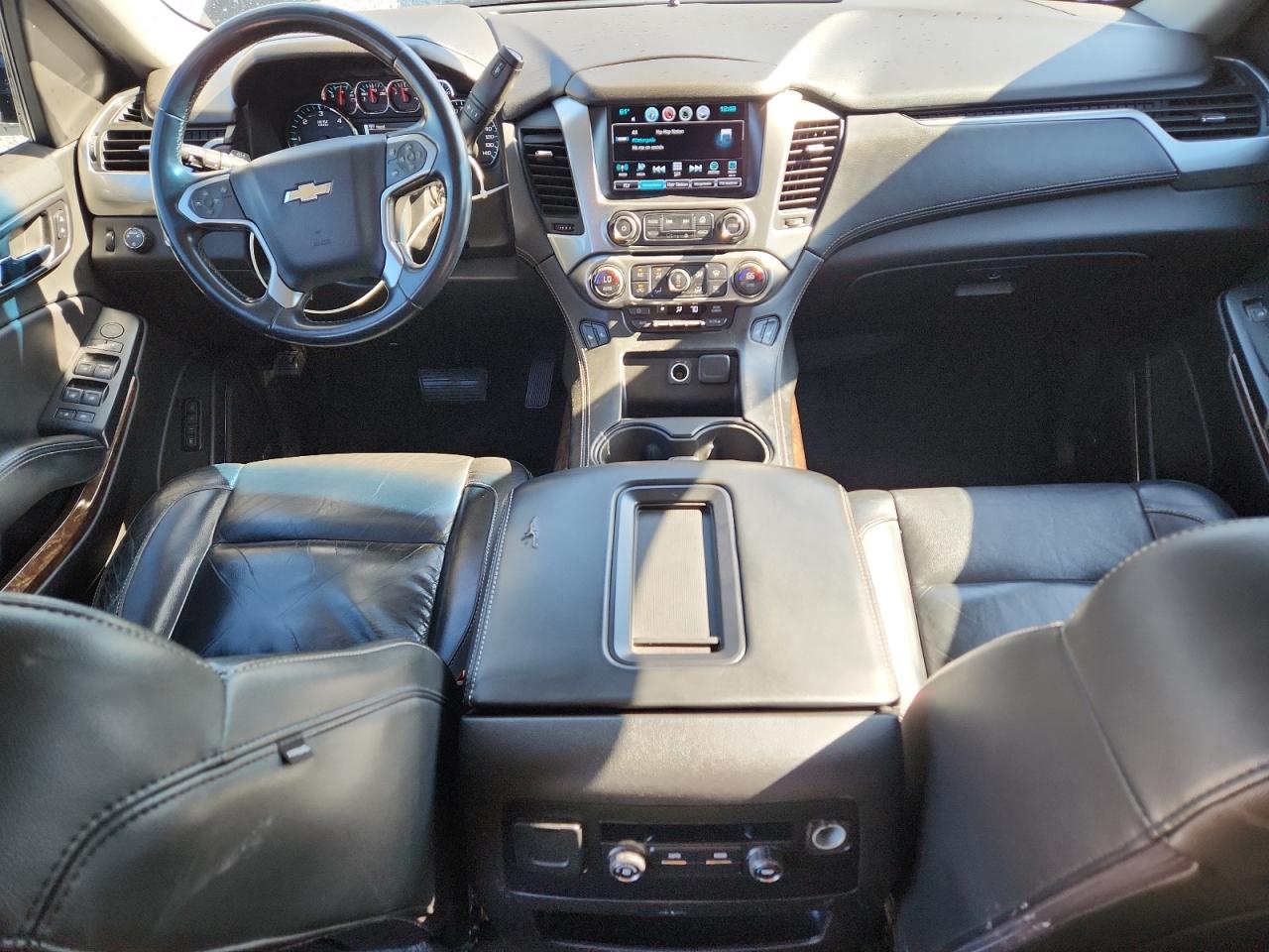 Chevrolet Suburban K1500 Lt Image 5