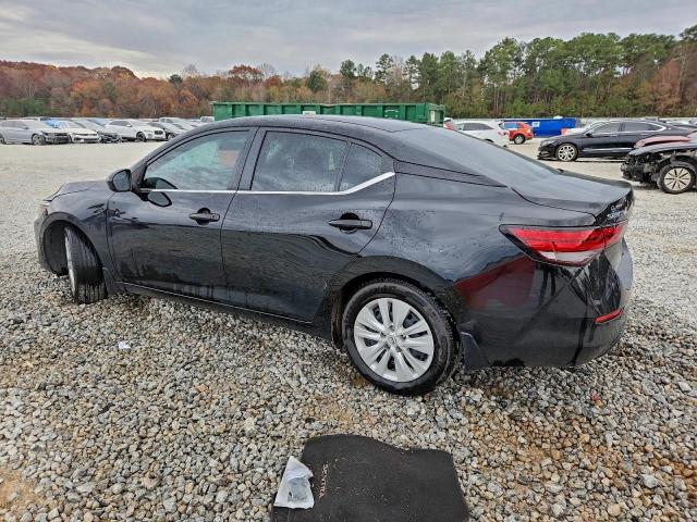 Nissan Sentra S Image 11