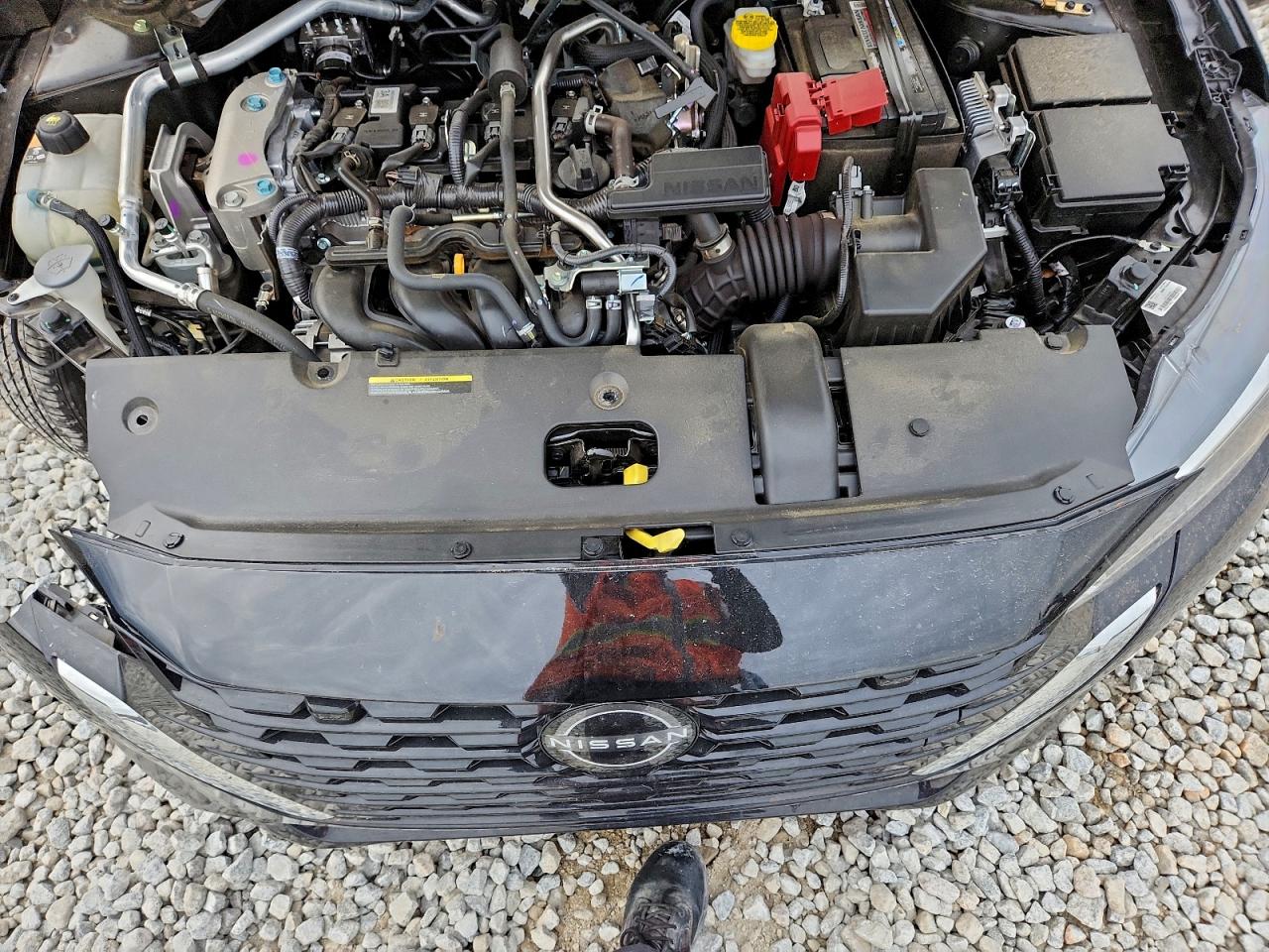 Nissan Sentra S Image 10