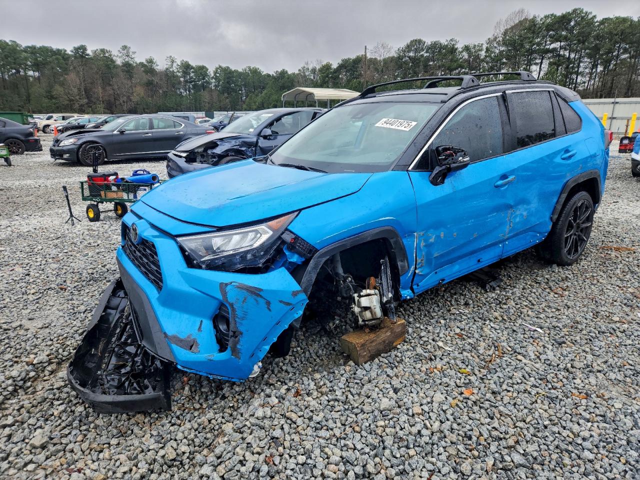 Toyota RAV4 Xle Image 1