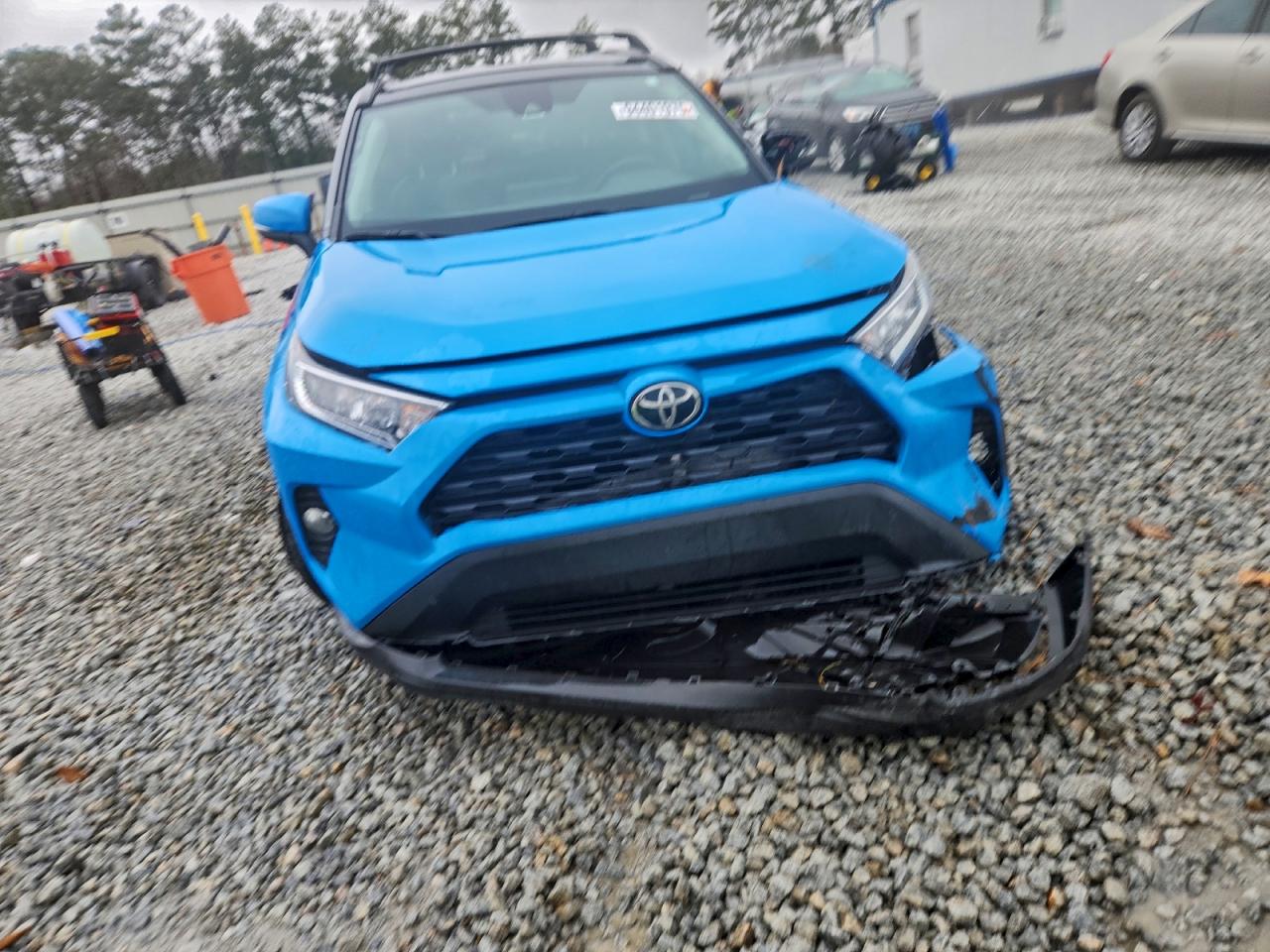 Toyota RAV4 Xle Image 7