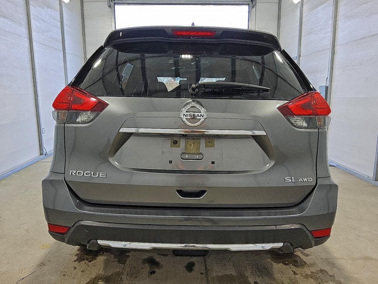 Nissan Rogue S Image 7