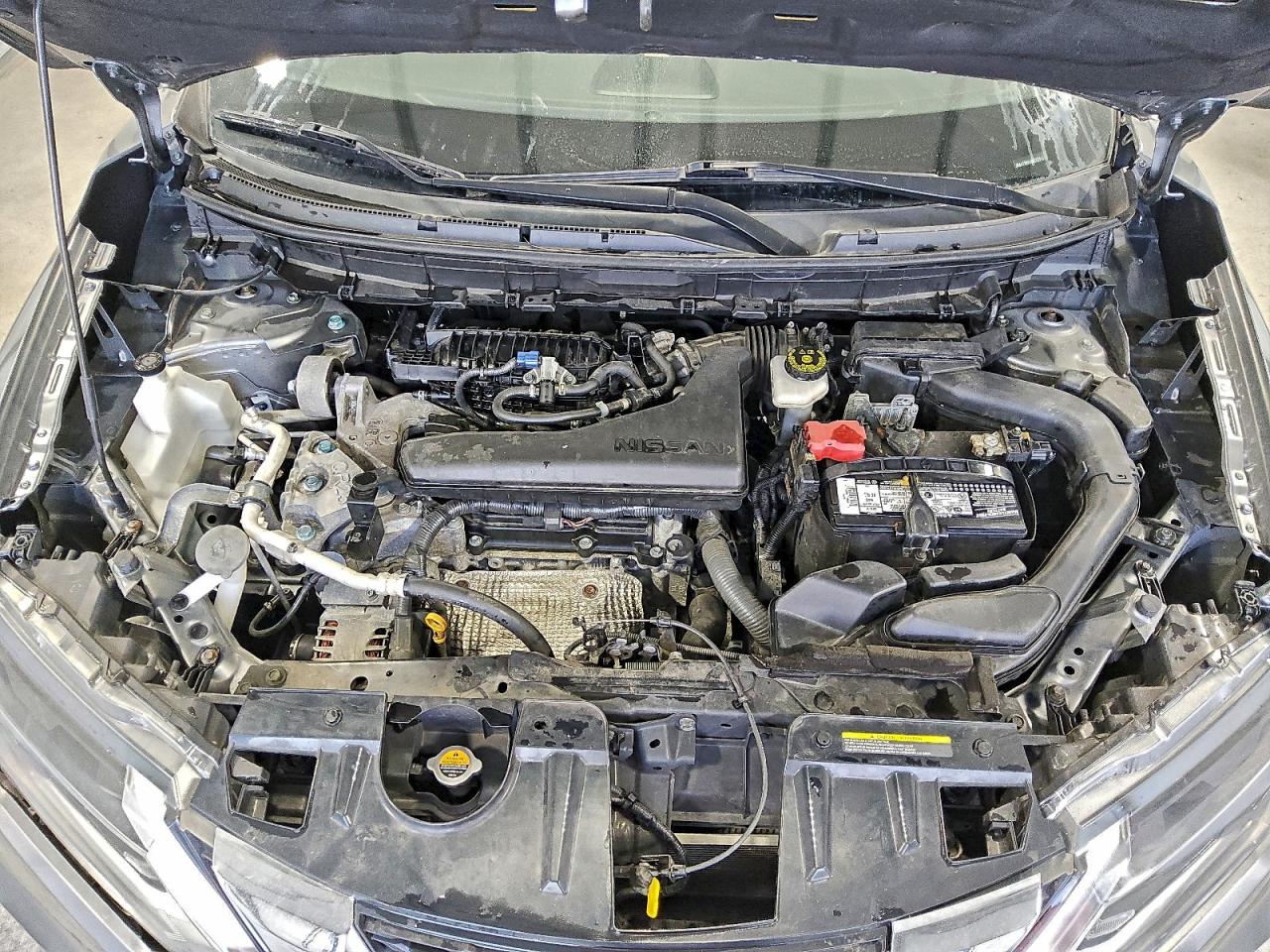 Nissan Rogue S Image 4