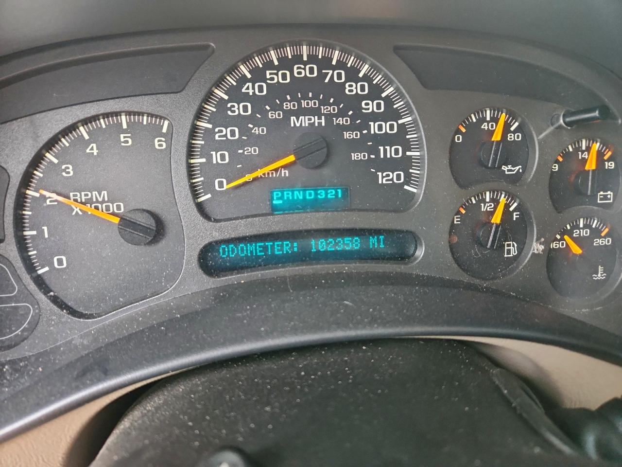 Chevrolet Silverado K1500 Image 7